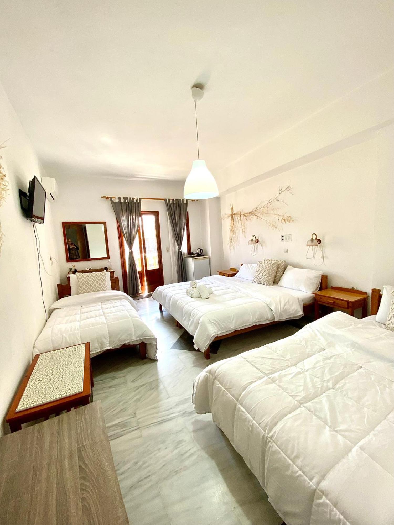 Costas Inn Spílion المظهر الخارجي الصورة